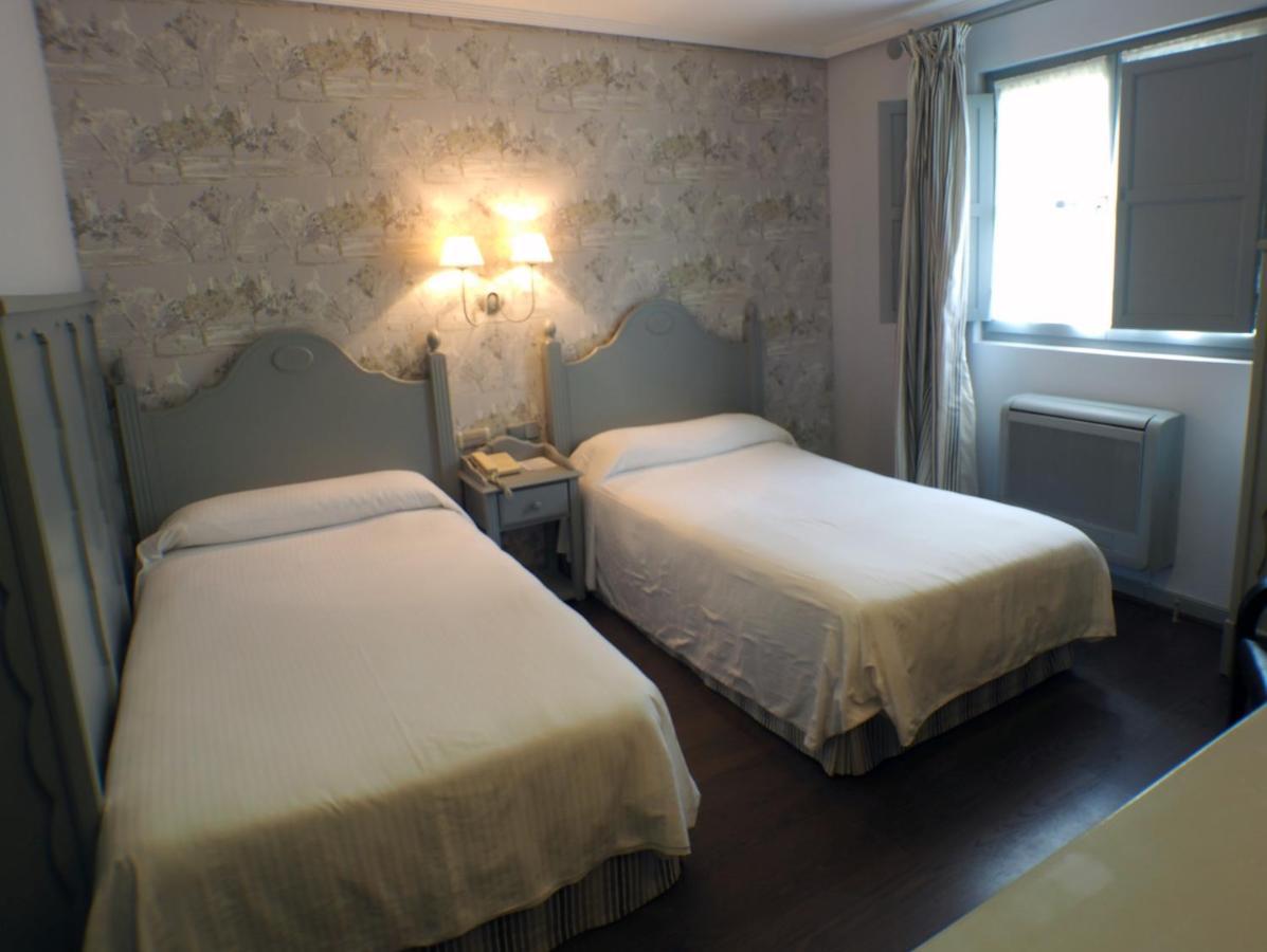 Hotel Comillas Kültér fotó