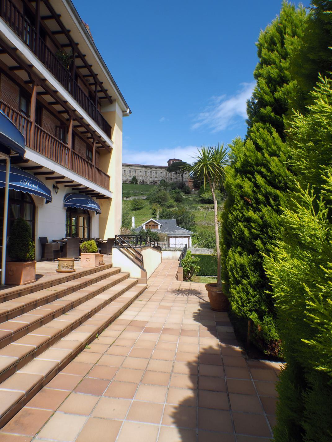 Hotel Comillas Kültér fotó