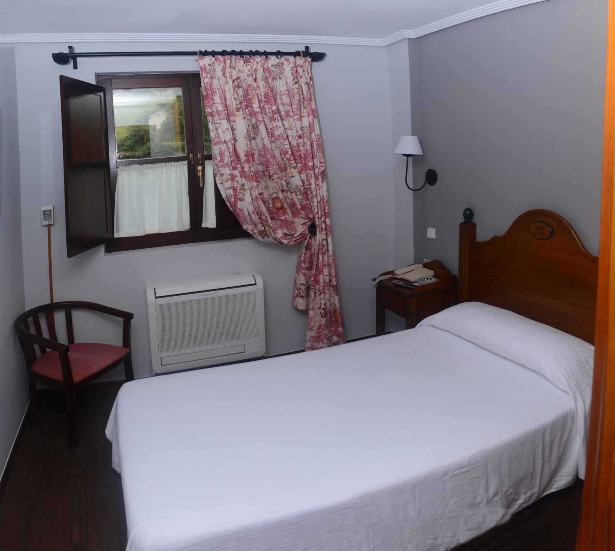 Hotel Comillas Kültér fotó