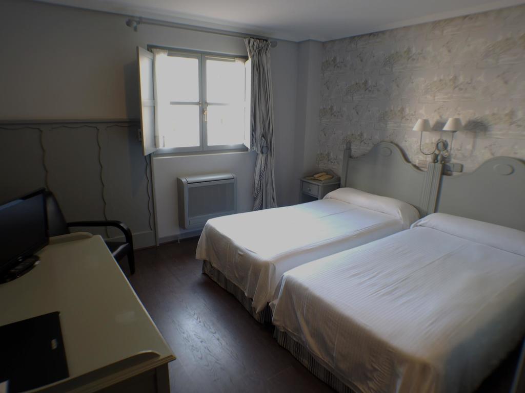 Hotel Comillas Kültér fotó